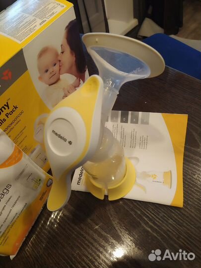 Молокоотсос medela ручной +calma+пакеты