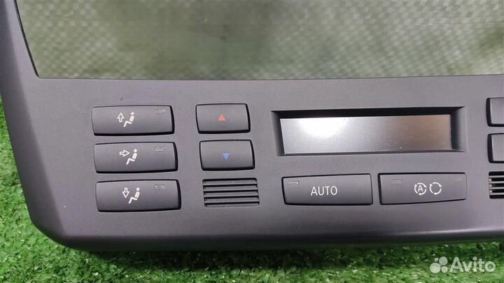 Панель управления отопителя BMW X3 (E83) 2004