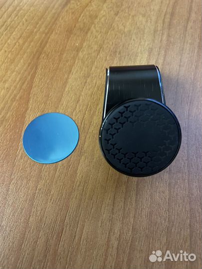 Держатель для телефона в машину