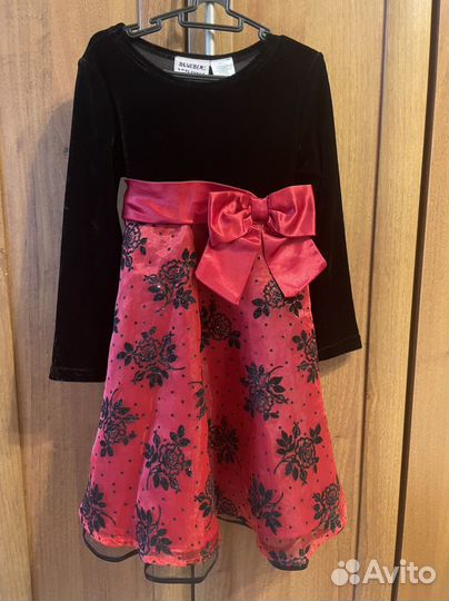 Праздничное платье для девочки 104