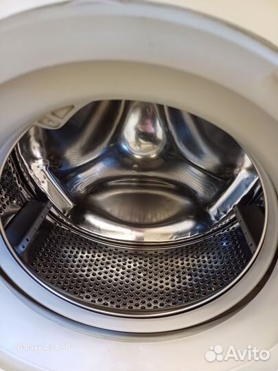 Стиральная машина Zanussi 5kg. Доставка. Установка