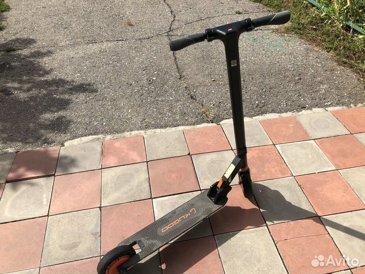 Электросамокат Kugo S1