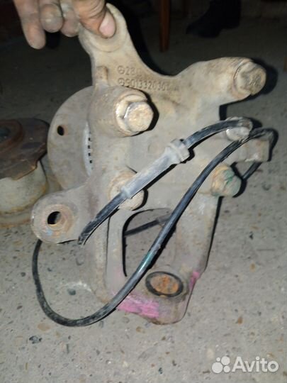 Поворотный кулак в сборе mercedes sprinter VW lt