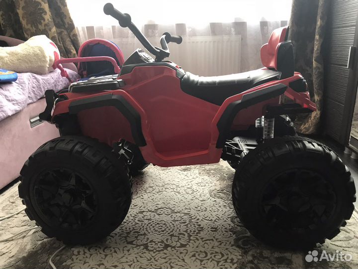 Детский электромобиль бу