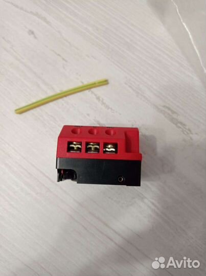 Импульсный преобразователь пневмосигнала D3P-K090