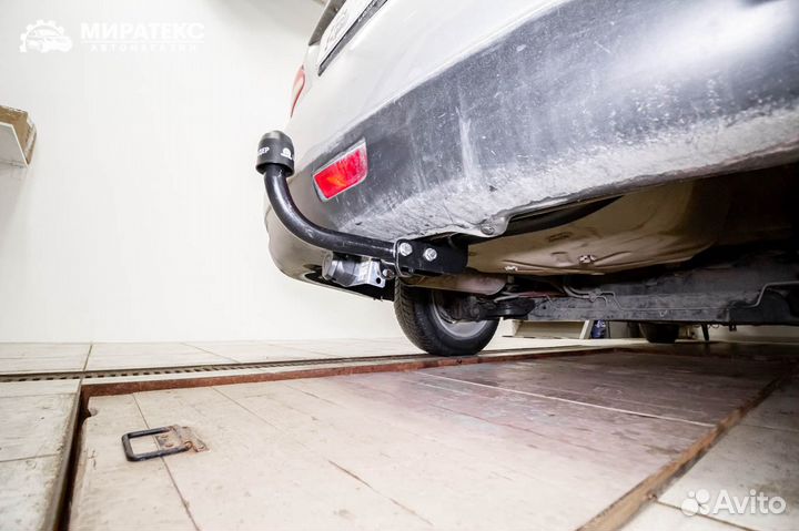 Фаркоп Ниссан Альмера-3 / Лидер плюс