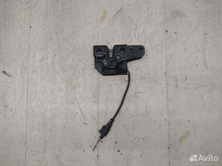 Замок капота Skoda Fabia 2007-2015