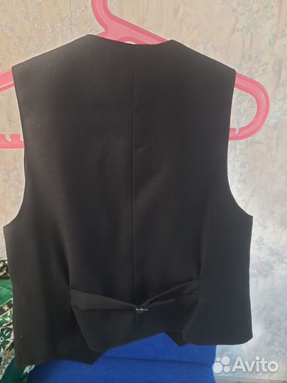 Школьный костюм для мальчика 122-128 черный