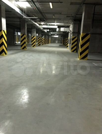 Машиноместо, 17 м²