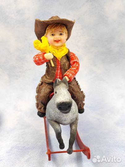 Елочные игрушки из ваты Мальчик на лошадке