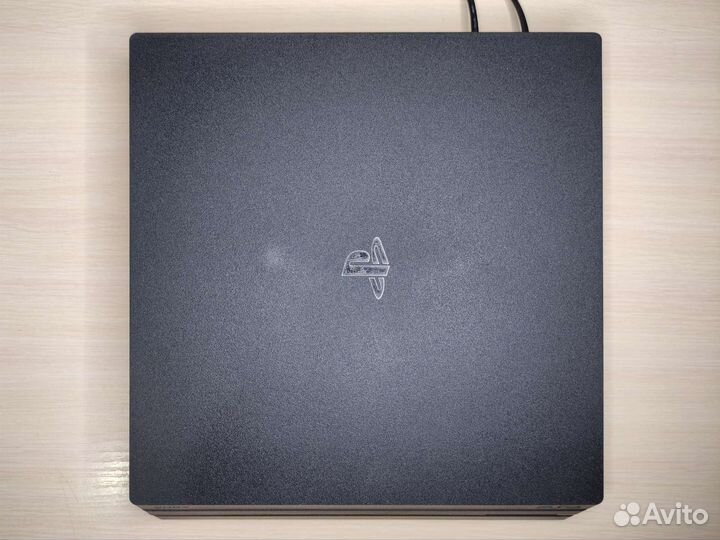 Sony PS4 Pro 1tb + 440 игр