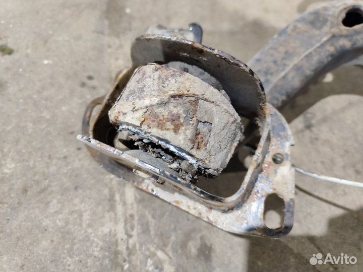 Рычаг подвески нижний задний левый Bmw 318I E36