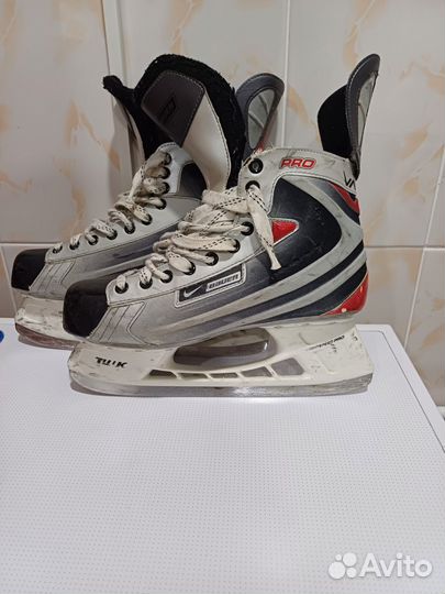 Хоккейные коньки bauer