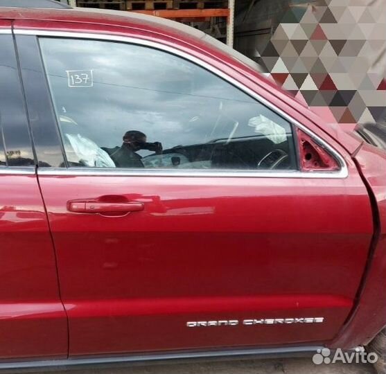 Дверь передняя правая Jeep Grand Cherokee WK2