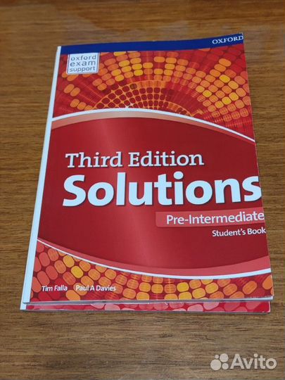 Учебник и рабочая тетрадь Solutions