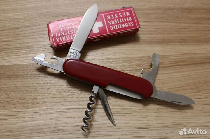 Victorinox Tourist (1968 - 1974)
