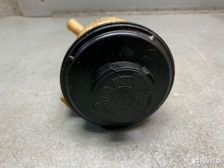 Бачок Гур Nissan Primera P12 седан 2.0 QR20 2004