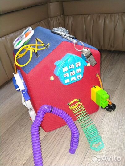 Мягкий бизиборд, бизикуб