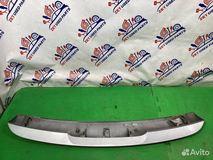 Спойлер крышки багажника Volkswagen Touareg 7L6