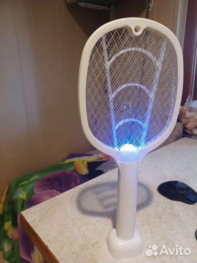 Электрическая мухобойка