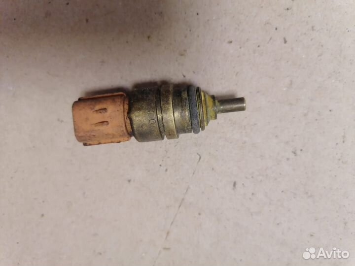 Датчик температуры охлаждающей жидкости Kia