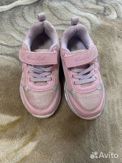 Кроссовки для девочки 26 размер