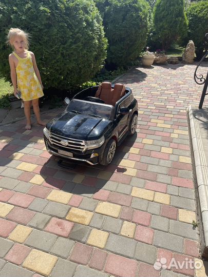 Детский электромобиль бу Toyota