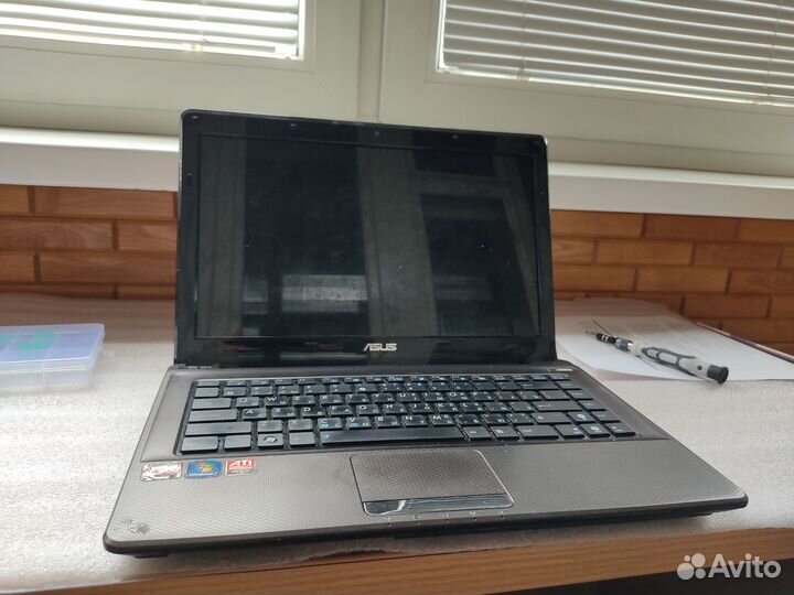 Asus K42D – запчасти, разбор