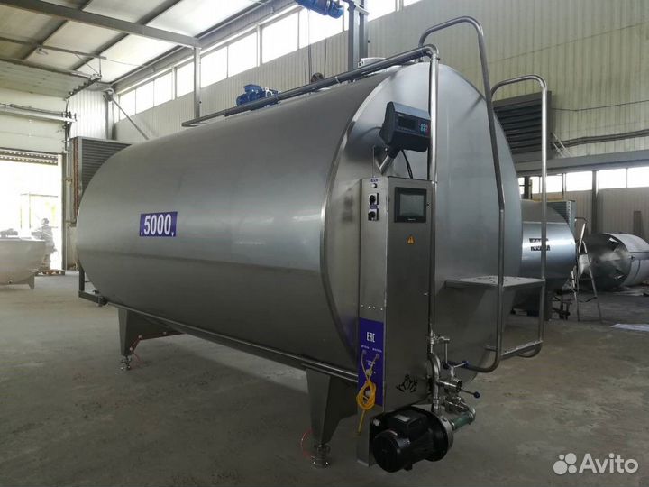 Танк охлаждение молока