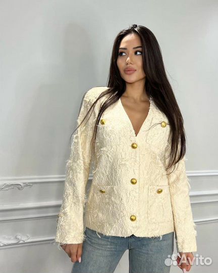 Пиджак под Chanel