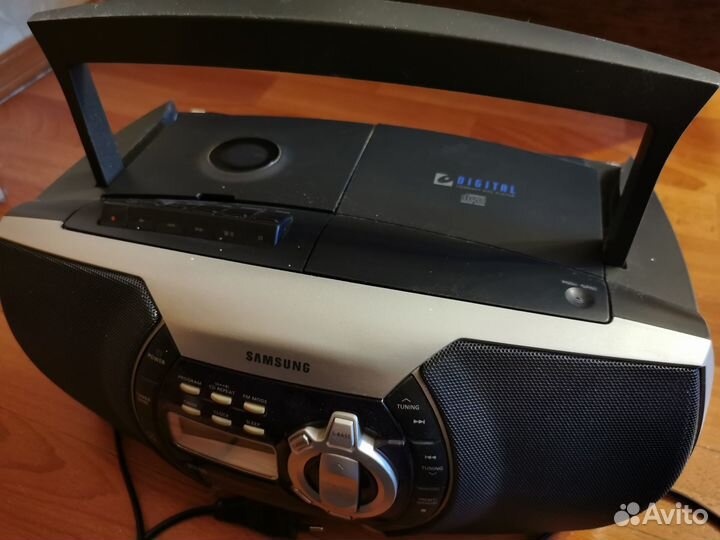 Кассетная магнитола samsung