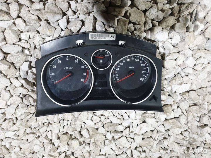 Панель приборов Opel Astra H