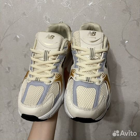 New Balance 503 Gold