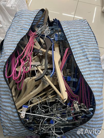 Вешалки плечики