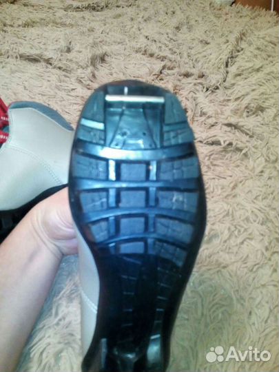 Лыжные ботинки детские 35 размер