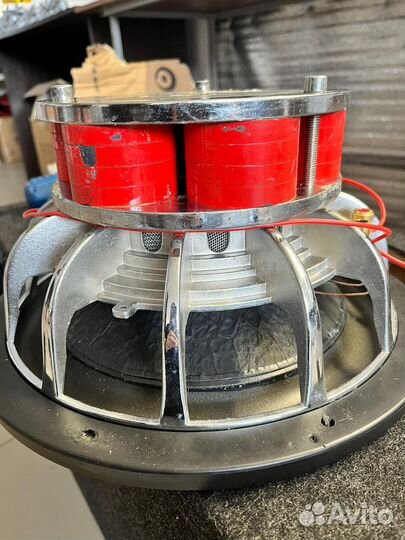 Саб буфер в машину