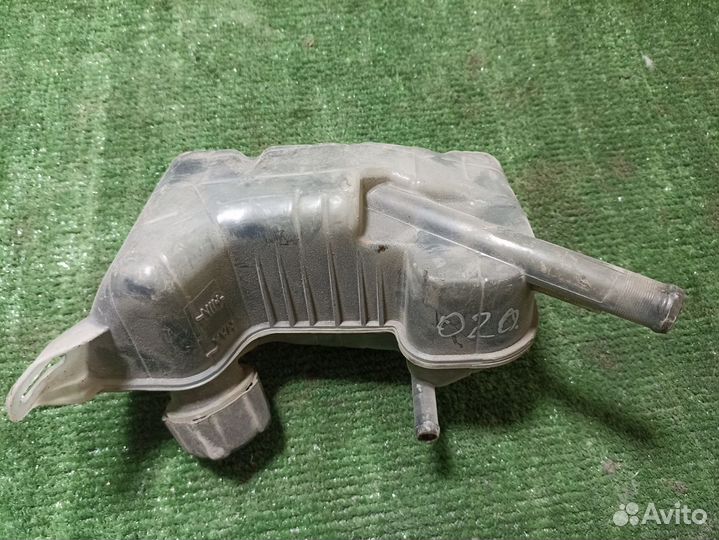 Бачок расширительный Renault Scenic II (2003—2006)