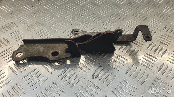 Петля капота правая Kia Spectra седан S6D 2008