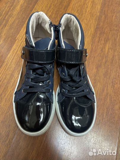 Ботинки новые лаковые jacadi р 31