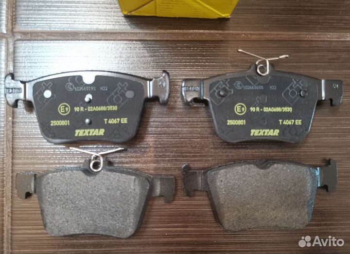 Задние колодки Textar на VAG