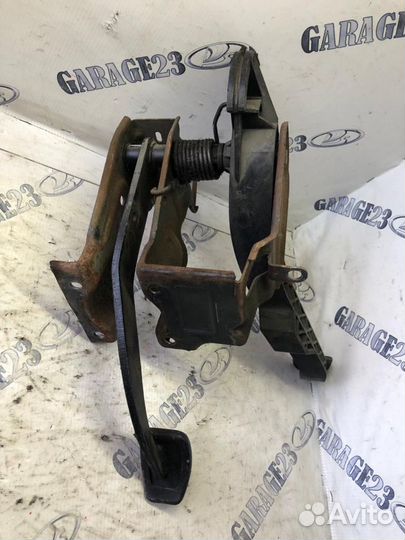 Блок узел педалей renault logan 1