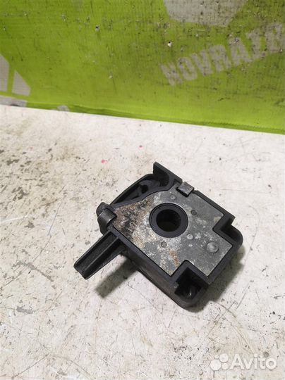 Замок капота бмв Е36