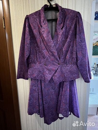 Женская одежда. Костюм, платья, пиджаки