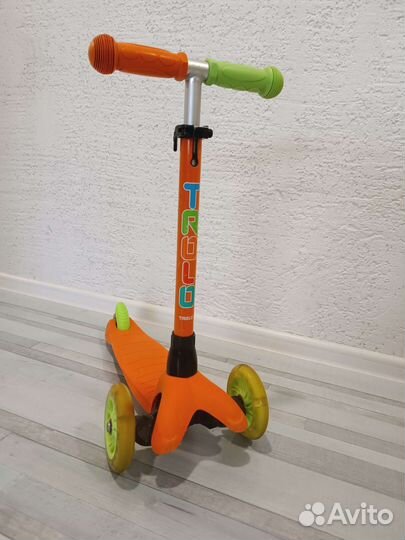 Самокат Trolo mini up