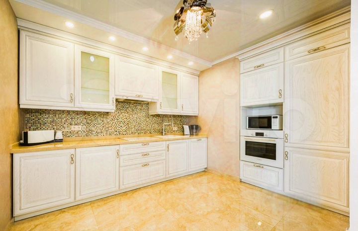 2-к. квартира, 84 м², 9/25 эт.