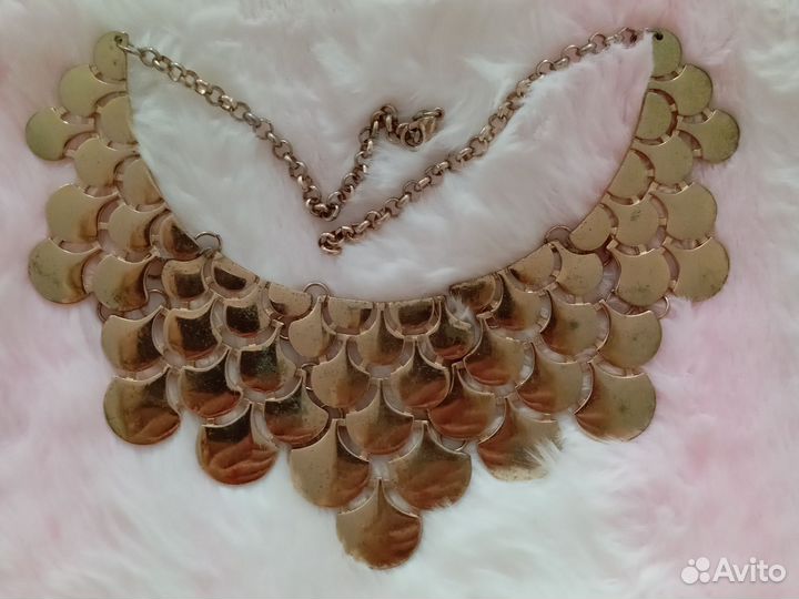 Колье бижутерия