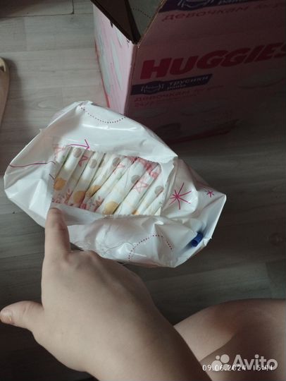 Подгузники трусики huggies 3