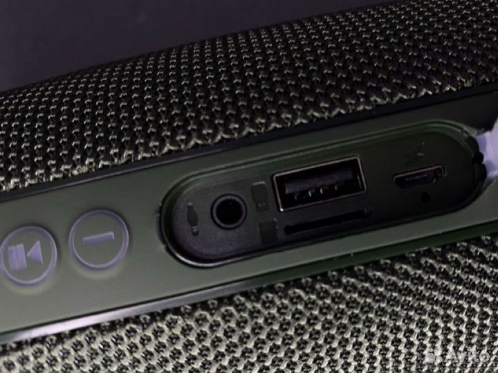 Портативная колонка с блютуз