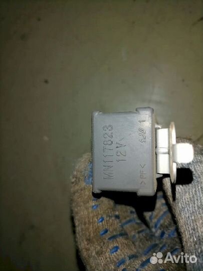 Блок управления подвеской MN117823 Mitsubishi Paje