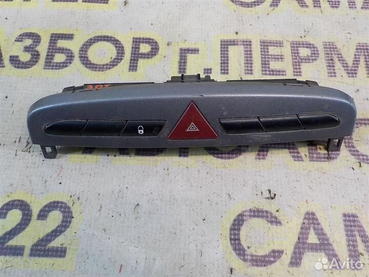 Кнопка аварийной сигнализации Peugeot 308 2007-20